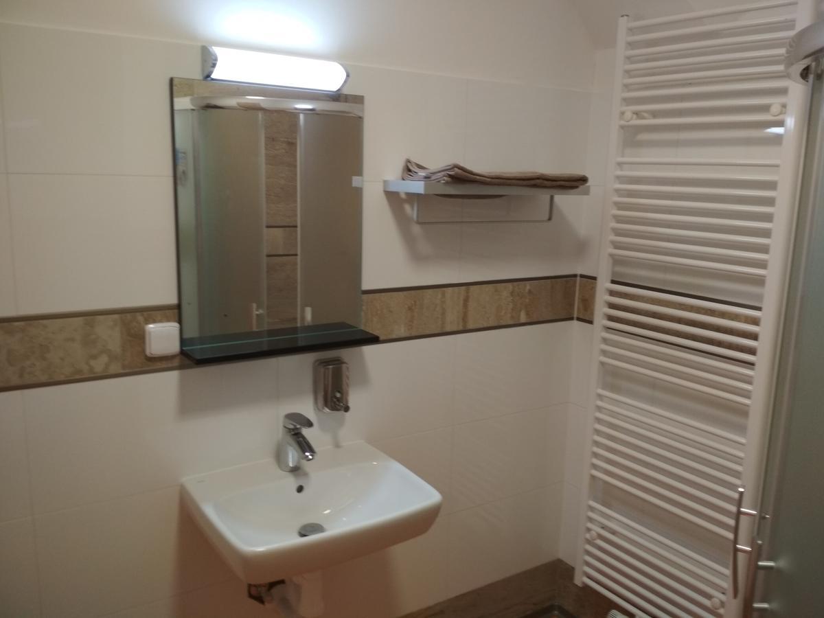 Apartmany Pod Kastany Kvasice Ngoại thất bức ảnh